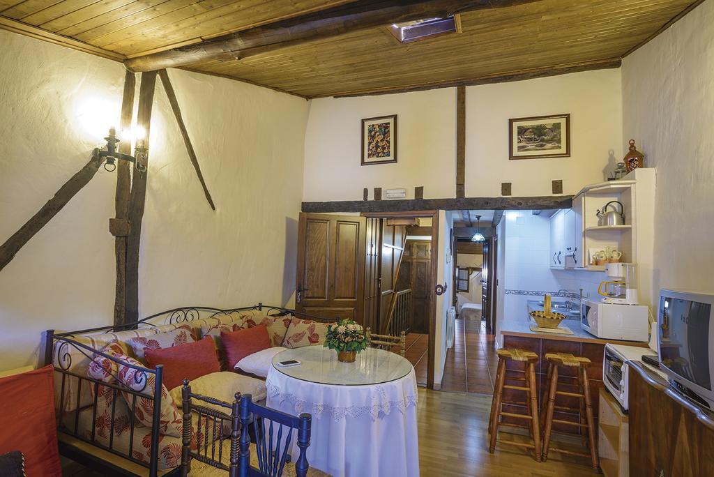 Apartamentos Rurales Tia Josefa Tornavacas Exterior photo